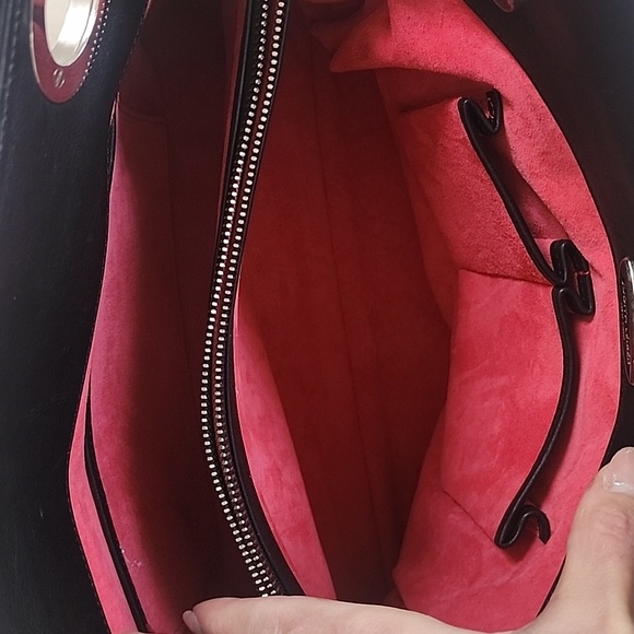 Judith Leiber Green and Black purse Genuine Python - Picture 10 of 15